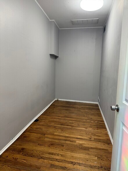 More Photos Of 2201 N Classen Blvd, Oklahoma City Office For Lease