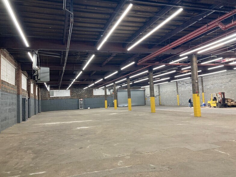 Primary Photo Of 529 Cozine St, Brooklyn Warehouse For Lease