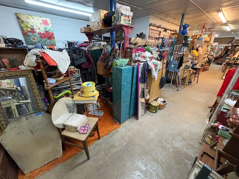 More Photos Of 200 N Monroe St, Williamsport Storefront For Sale