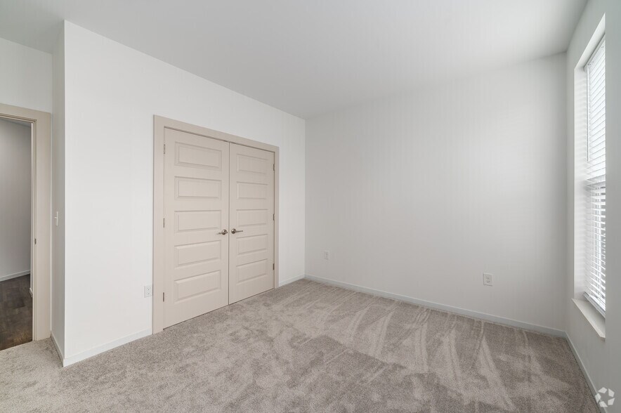 More Photos Of 2223 Lee Rd, Cleveland Apartments For Lease