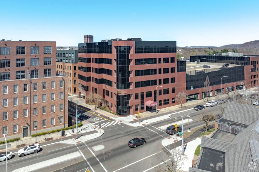 More Photos Of 1 Audubon St, New Haven Office For Lease