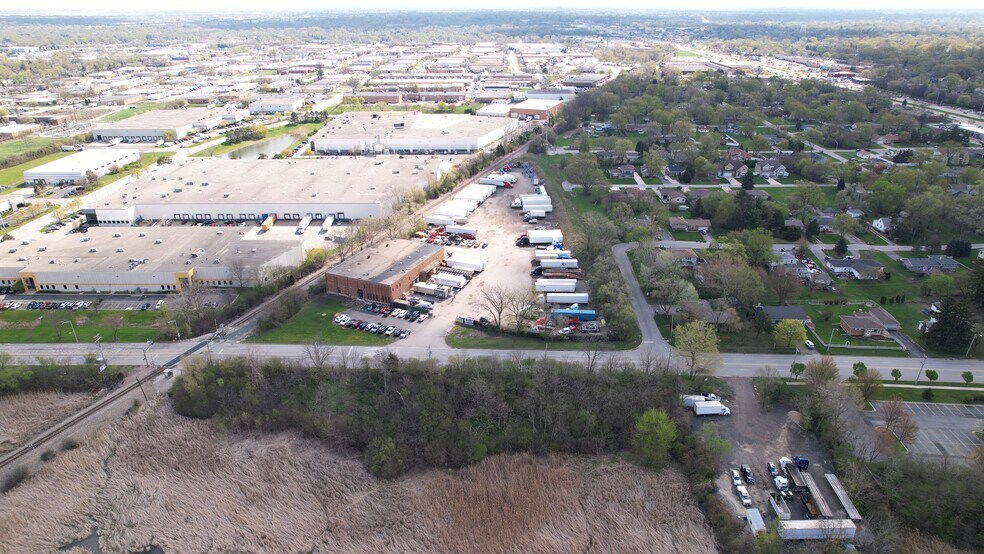 More Photos Of 2N225 South Grace Street, Lombard Land For Lease