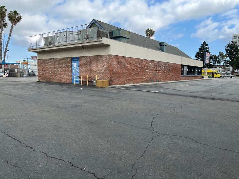 More Photos Of 923 W Carson St, Torrance Medical For Sale