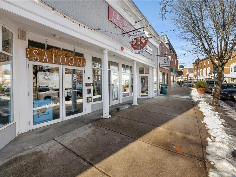 More Photos Of 46 Main St, Plymouth Storefront For Sale