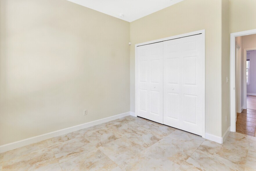 More Photos Of 311 S Main St, Winter Garden Office For Sale