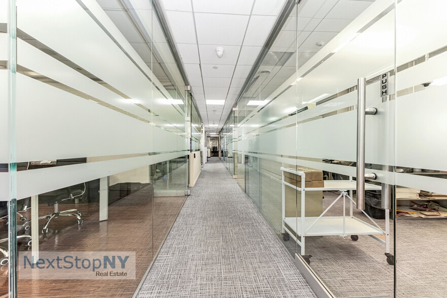 More Photos Of 70 W 36th St, New York Office For Sale