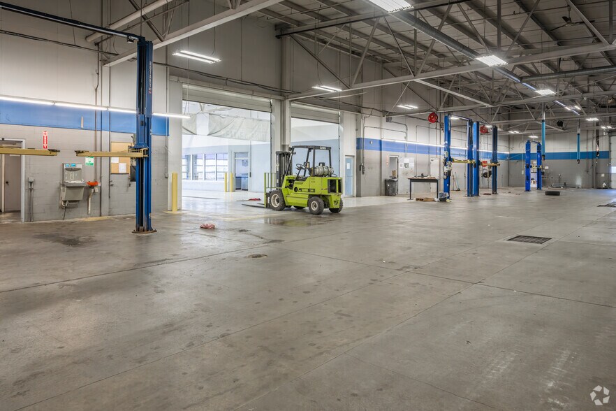 More Photos Of 3921 Frederick Ave, Saint Joseph General Retail For Sale