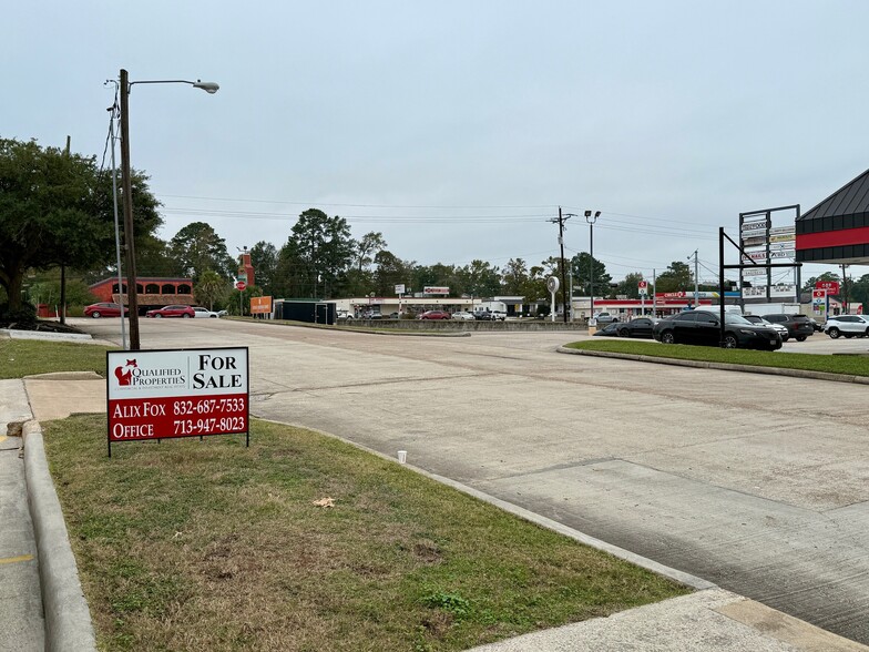 More Photos Of 2204 Sunpark Dr, Conroe Office For Lease