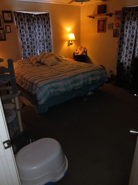 More Photos Of 2400 Volunteer Pky, Bristol Loft Creative Space For Lease