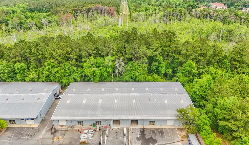 More Photos Of 3944 Northwest Passage, Tallahassee Warehouse For Lease