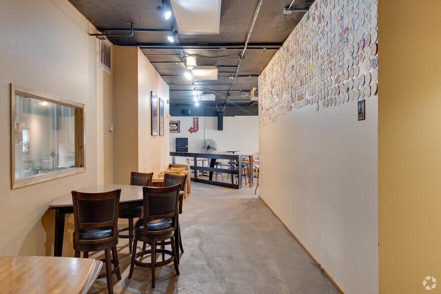 More Photos Of 311 N Broad St, Griffith Restaurant For Sale