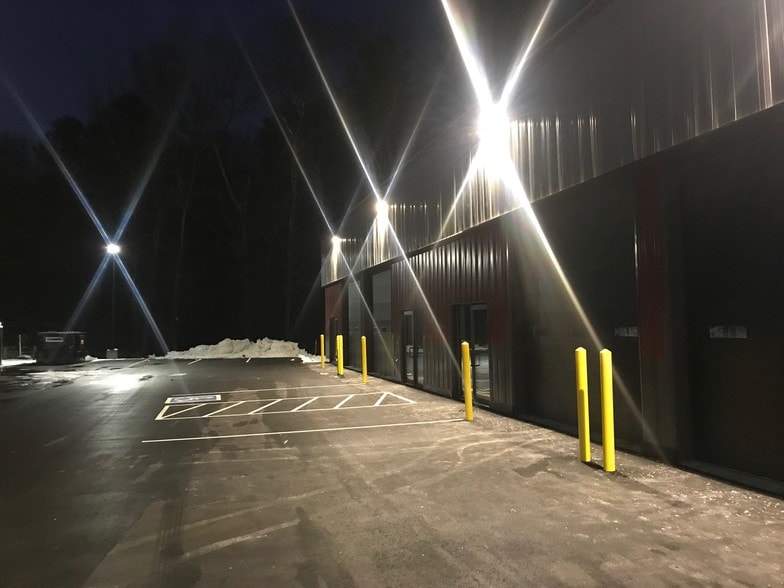 More Photos Of 10 Charlesview Rd, Hopedale Warehouse For Lease