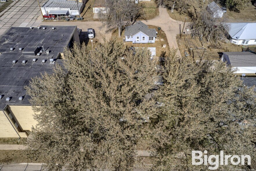 More Photos Of 130 S 5th St, Hebron Apartments For Sale