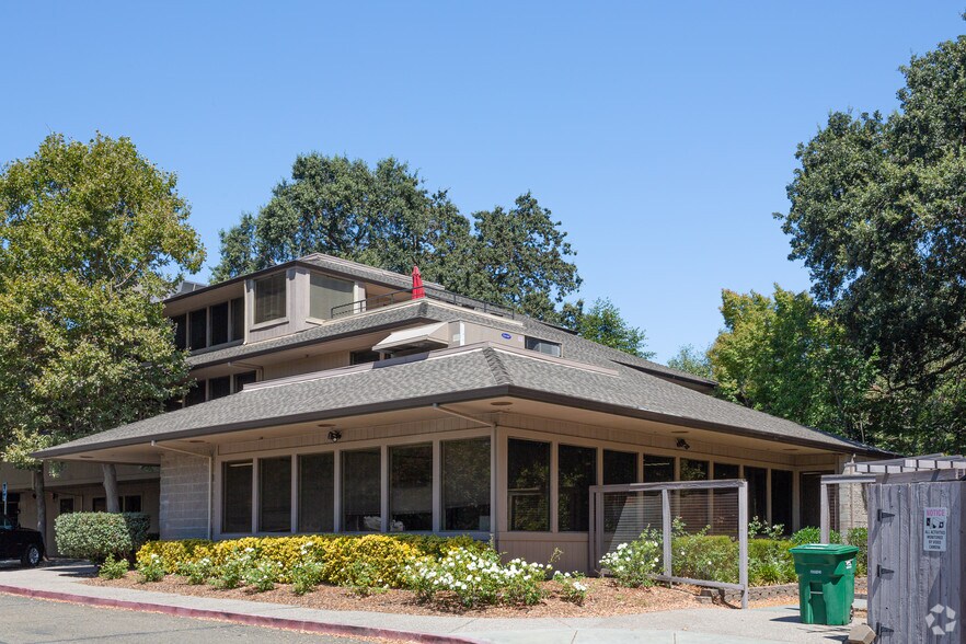 More Photos Of 1682 Novato Blvd, Novato Office For Lease