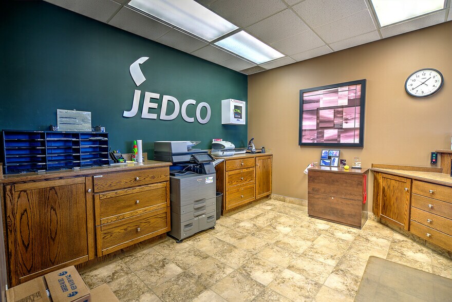 More Photos Of 135 & 141 Clearmile Avenue, Red Deer County Industrial For Sale