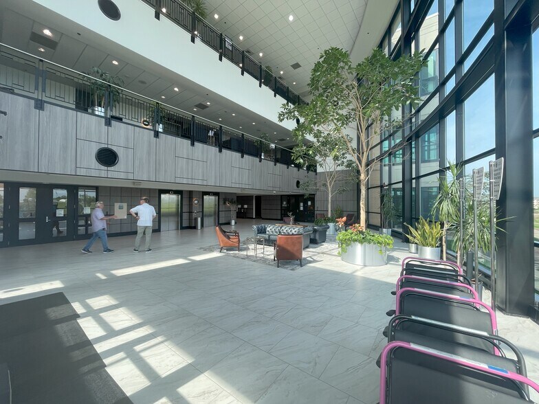 More Photos Of 7919 Mid America Blvd, Oklahoma City Unknown For Lease