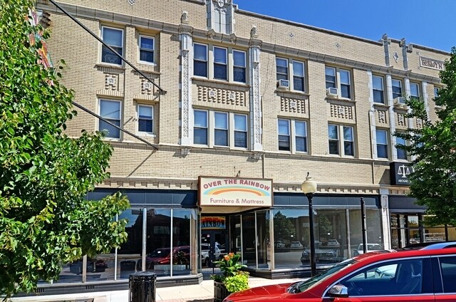 More Photos Of 6442-6450 Cermak Rd, Berwyn Apartments For Lease