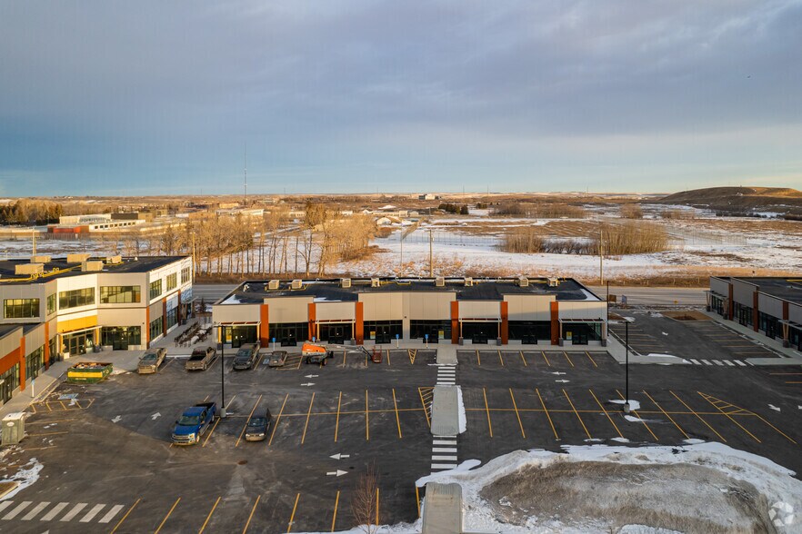 More Photos Of 2 Royal Vista Link NW, Calgary Freestanding For Lease