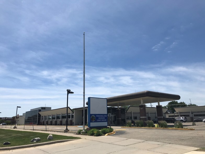 Primary Photo Of 30671 Stephenson Hwy, Madison Heights Healthcare For Lease