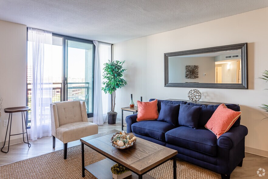 More Photos Of 10 Chestnut St, Springfield Multifamily For Sale