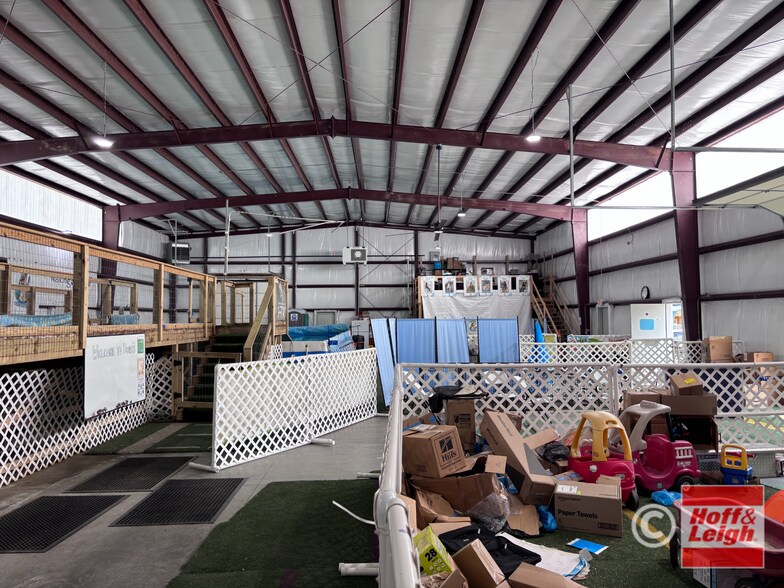 More Photos Of 6948 6948 OH-303, Windham Warehouse For Sale