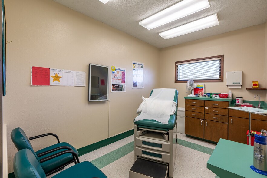 More Photos Of 8506 Wesley St, Greenville Medical For Sale