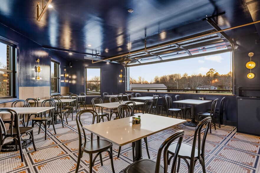 More Photos Of 5503 Main St, Ooltewah Flex For Sale