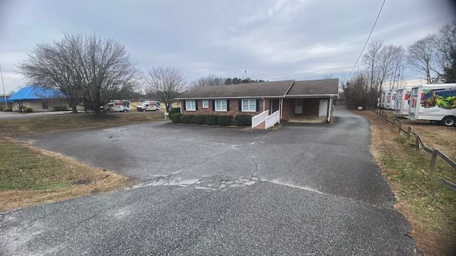 More Photos Of 326 E Blackstock Rd, Spartanburg Office For Lease