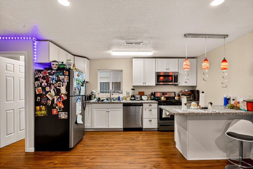 More Photos Of 703 W 2nd Ave, Chico Apartments For Sale