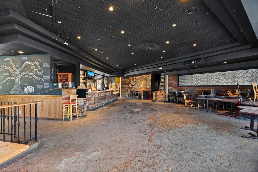 More Photos Of 30105-30135 Agoura Rd, Agoura Hills Unknown For Lease