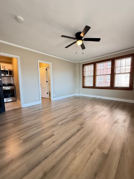 More Photos Of 631 S 4th St, Springfield Apartments For Sale