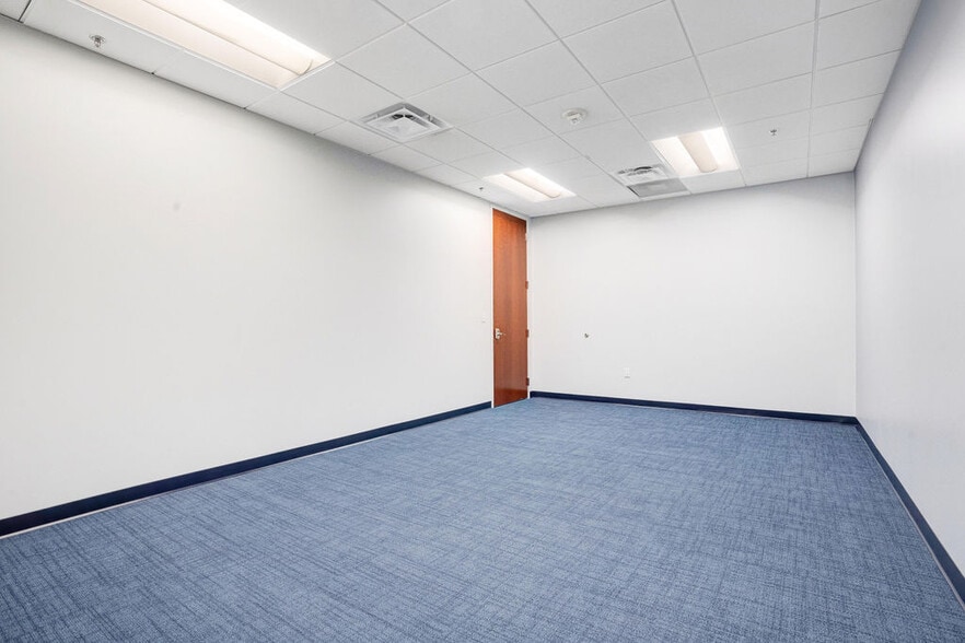 More Photos Of 121-189 S Orange Ave, Orlando Office Residential For Sale