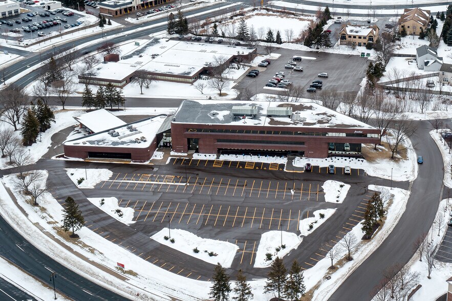 More Photos Of 14450 Burnhaven Dr, Burnsville Office For Sale