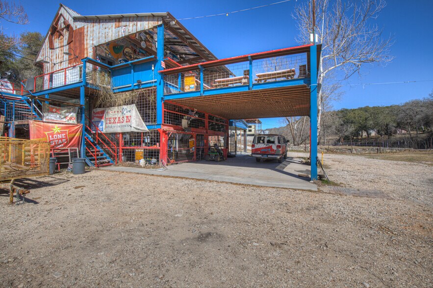 More Photos Of 7367 River Rd, New Braunfels Lodge Meeting Hall For Sale