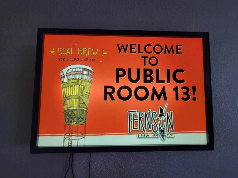 More Photos Of 1313 W Cherry St, Vermillion Hotel For Sale