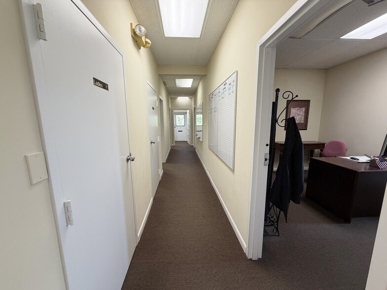 More Photos Of 303-309 S Main St, Bel Air Office For Lease