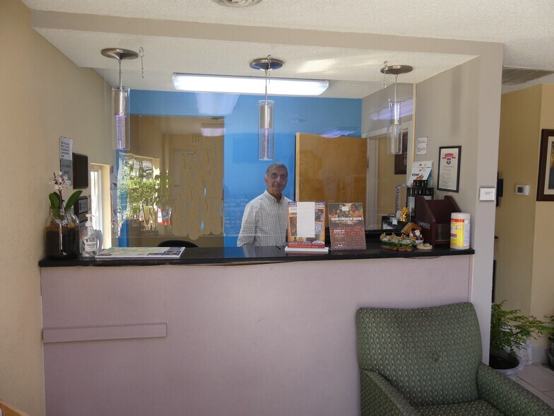 More Photos Of 3655 Cummings Hwy, Chattanooga Hotel For Sale