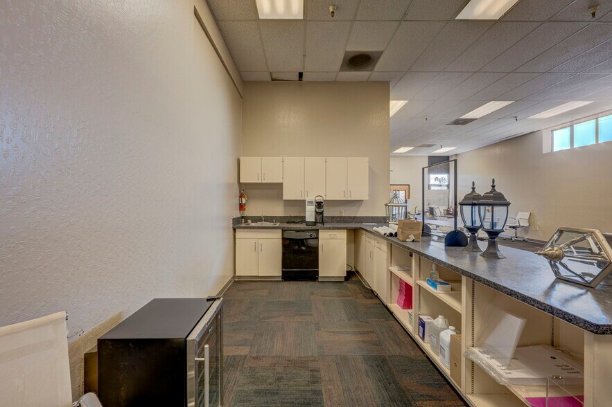 More Photos Of 634 Ryland St, Reno Office For Sale
