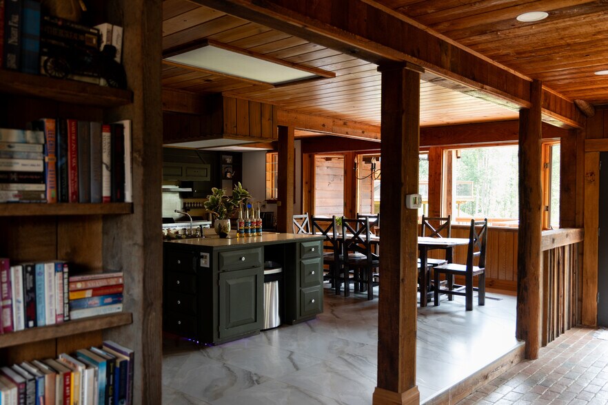 More Photos Of 552 Old Mill Rd, Campobello Lodge Meeting Hall For Sale