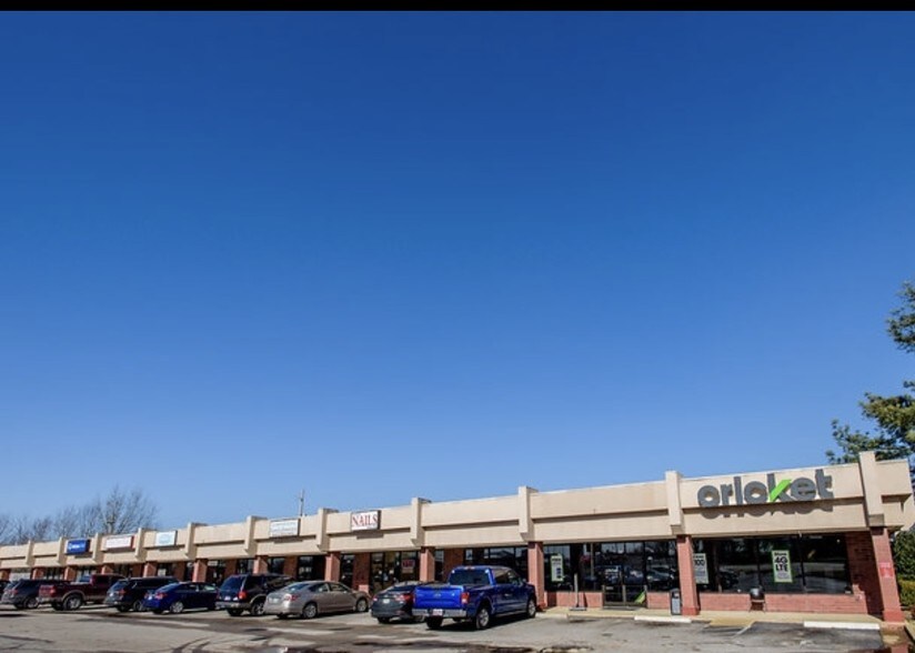 More Photos Of 8115-8131 Us-51 N, Millington Unknown For Lease