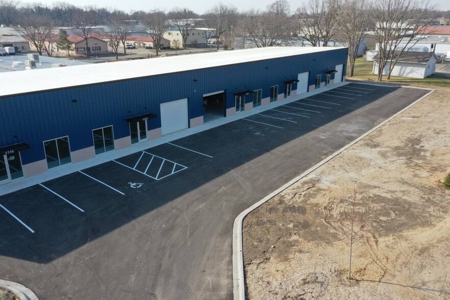 More Photos Of 4246 Argosy Ct, Madison Light Distribution For Lease