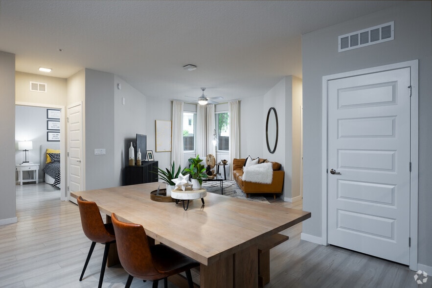 More Photos Of 505 Chatham Ave, Orlando Apartments For Lease