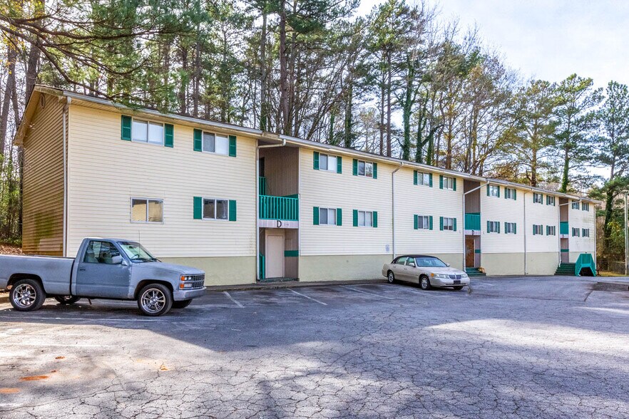 More Photos Of 417 Barton Dr, Forest Park Apartments For Sale