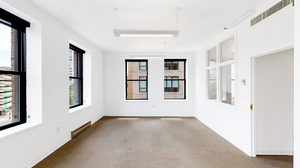 More Photos Of 88 Broad St, Boston Office For Lease