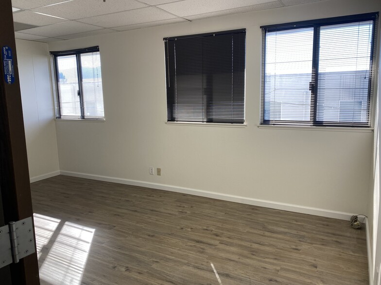 More Photos Of 1350 Dell Ave, Campbell Office For Lease