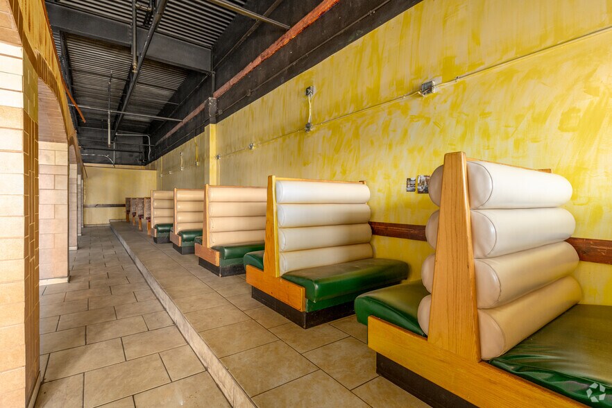 More Photos Of 3215 E Lincolnway, Sterling Freestanding For Sale