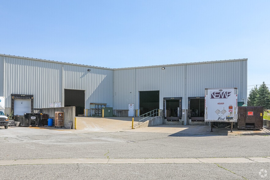 More Photos Of 3851 Model Ct SE, Grand Rapids Warehouse For Lease