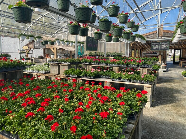 More Photos Of 341 Seawall Rd, Southwest Harbor Garden Center For Lease