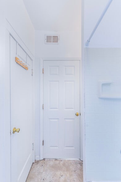 More Photos Of 5617 S Kingshighway Blvd, Saint Louis Multifamily For Sale