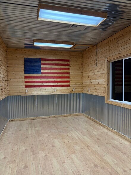 More Photos Of 1112 W College St, Murfreesboro Loft Creative Space For Lease